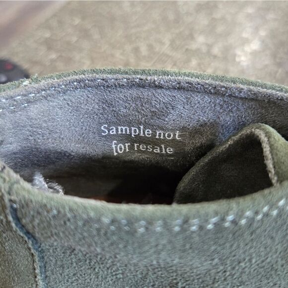 🐢 Toms Kala Green Suede Wedge. Size 6 - Picture 4 of 16